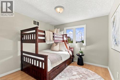 second bedroom - 430 Mountain Laurel Crescent, Kitchener, ON 