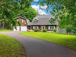 450 South Drive  Summerside, PE C1N 3Z4
