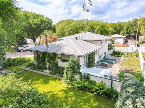 46 Queens Crescent, Brandon, MB 