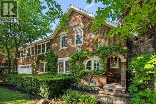 1 Barber Avenue, Guelph, ON 
