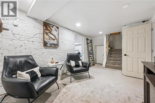 1 Barber Avenue, Guelph, ON 