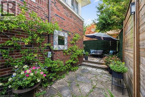 1 Barber Avenue, Guelph, ON 