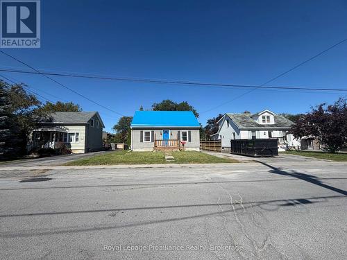 22 PARKER STREET , Belleville (Belleville Ward), Ontario K8P 1C8 4