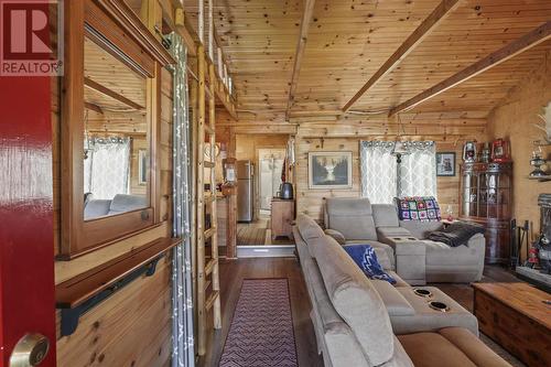 271 Smith Bay Rd|District Of Manitoulin, Gore Bay, ON 