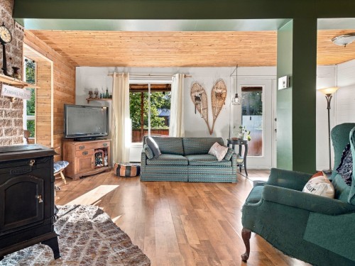 Living Room - 54 2E Avenue Du Parc-Roco, Mandeville, QC 