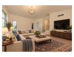 Family Room - 