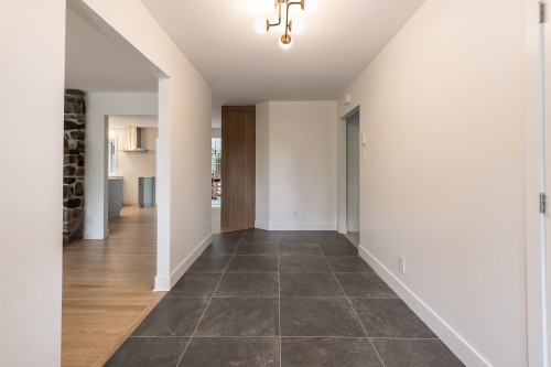 Hall d'entrée/Vestibule - 15 Rue Lynch, Lac-Brome, QC 