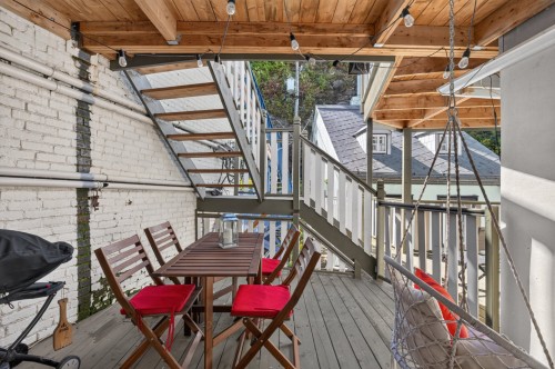 Terrasse - 3-69 Rue St-Paul, Québec (La Cité-Limoilou), QC 