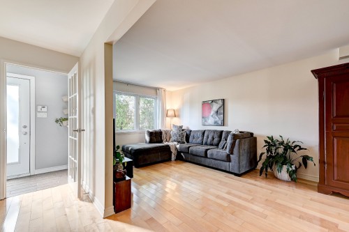 Living Room - 1280 Place Port-Royal, Brossard, QC 