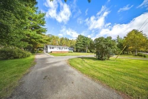 Cour - 4495 Ch. De La Rivière-Aux-Sables, Saguenay (Lac-Kénogami), QC 