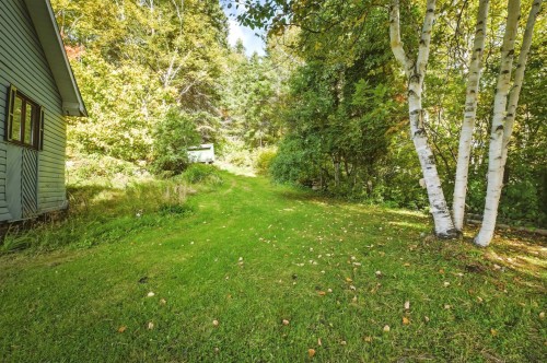 Cour - 4495 Ch. De La Rivière-Aux-Sables, Saguenay (Lac-Kénogami), QC 