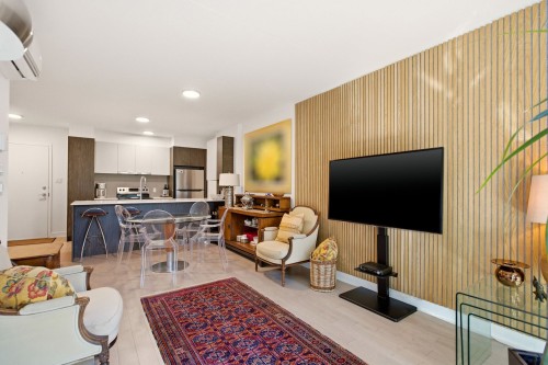 Salle à manger - 203-301 Av. De L'Académie, Dorval, QC 