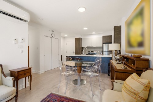 Salle à manger - 203-301 Av. De L'Académie, Dorval, QC 