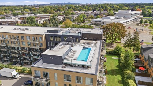 Photo aérienne - 203-301 Av. De L'Académie, Dorval, QC 