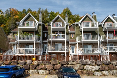 743C Rue Principale , Saint-Sauveur, QC J0R 1R2