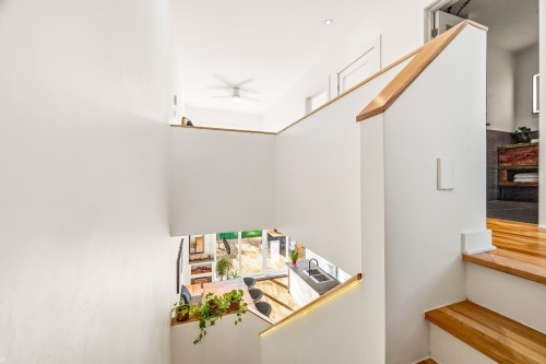 Staircase - 6085 Rue D'Aragon, Montréal (Le Sud-Ouest), QC 