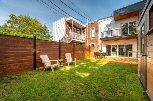 Courtyard - 6085 Rue D'Aragon, Montréal (Le Sud-Ouest), QC 