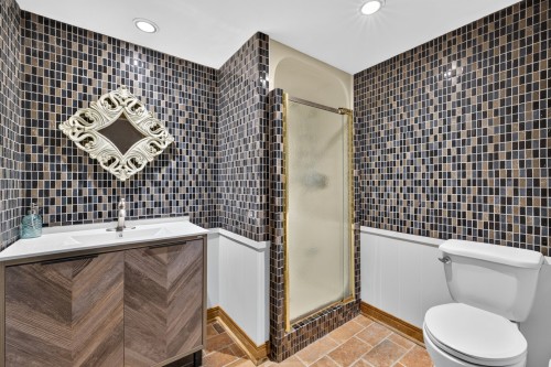 Salle de bains - 48 Rue Dorais, Châteauguay, QC 