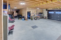 Garage - 