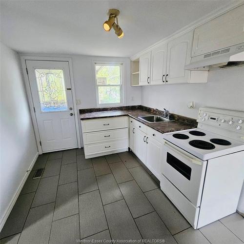1197 Albert, Windsor, ON 