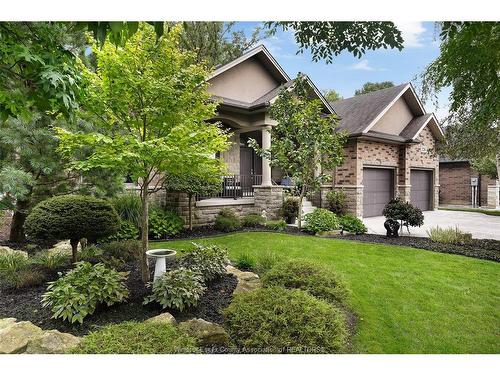 2216 Roxborough, Windsor, ON 