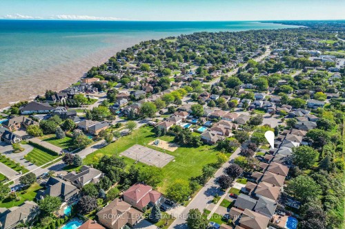31 Princess Boulevard, Grimsby, ON 