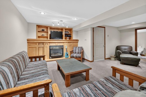 31 Princess Boulevard, Grimsby, ON 