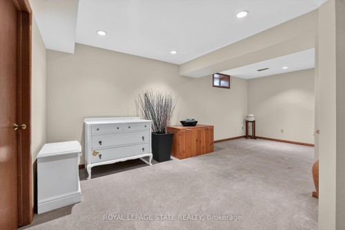31 Princess Boulevard, Grimsby, ON 