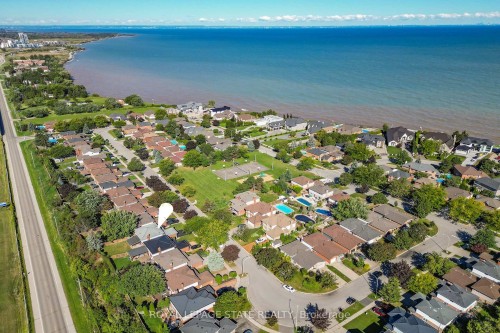 31 Princess Boulevard, Grimsby, ON 