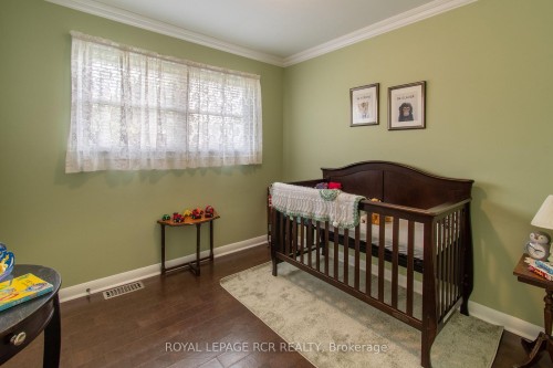18 Oak Street, Barrie, ON 