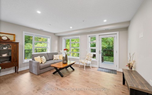 210-105 Spencer Avenue, Orangeville, ON 