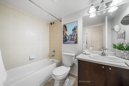 721-35 Saranac Boulevard, Toronto, ON 