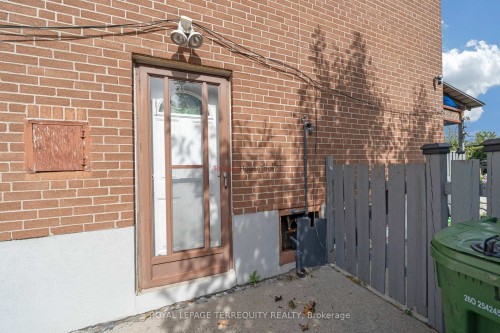 11 Dixiana Court, Toronto, ON 