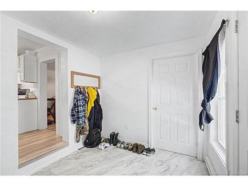 4 River St, Fredericton, NB 