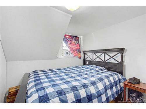 4 River St, Fredericton, NB 