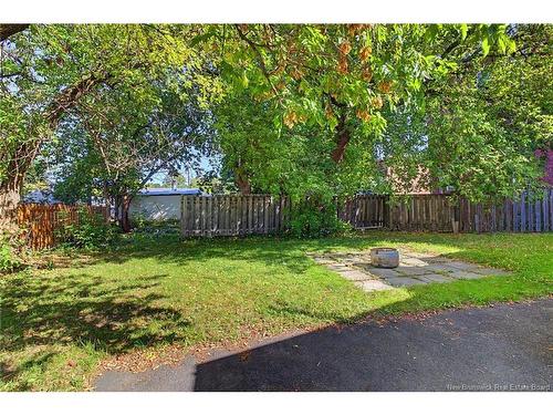 4 River St, Fredericton, NB 