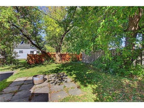 4 River St, Fredericton, NB 