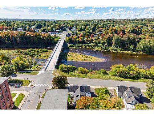 4 River St, Fredericton, NB 