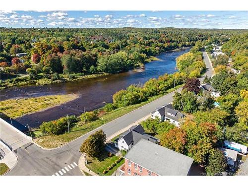 4 River St, Fredericton, NB 