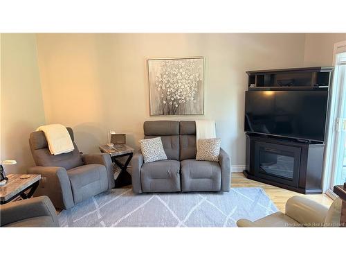 21 Principale St, Rivière-Verte, NB 
