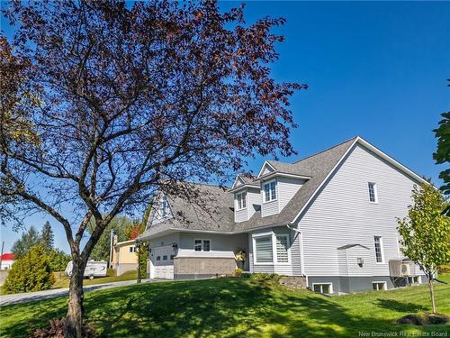 21 Principale St, Rivière-Verte, NB 