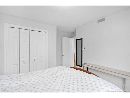 122 Dolbeau St, Dieppe, NB 
