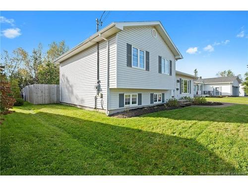 122 Dolbeau St, Dieppe, NB 