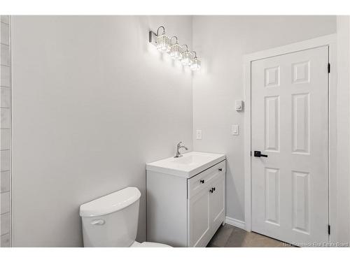 25 Vista Dr, Moncton, NB 