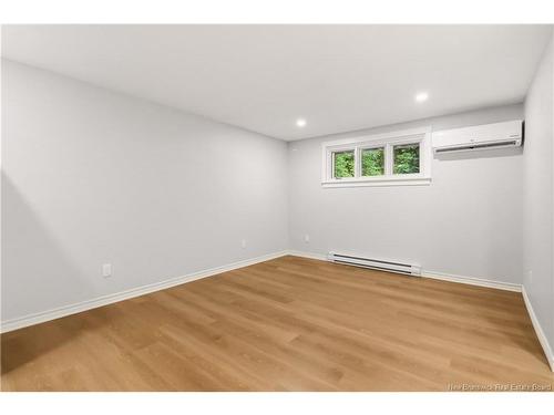25 Vista Dr, Moncton, NB 