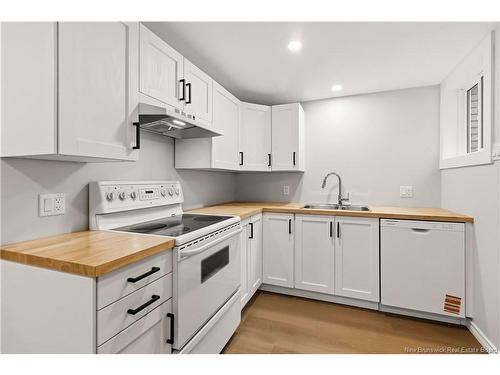 25 Vista Dr, Moncton, NB 
