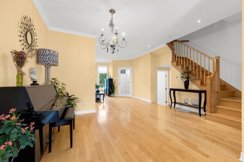 Salle à manger - 2864 Av. Ernest-Hemingway, Montréal (Saint-Laurent), QC 