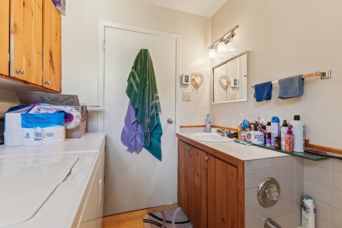 Salle de bains - 31A  - 31B Ch. Du Boisé, Val-Des-Monts, QC 