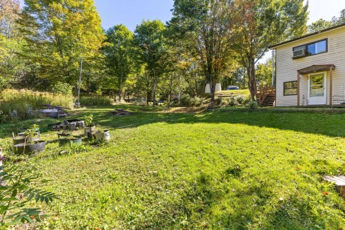 Cour - 31A  - 31B Ch. Du Boisé, Val-Des-Monts, QC 