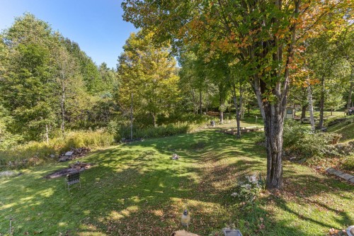 Cour - 31A  - 31B Ch. Du Boisé, Val-Des-Monts, QC 